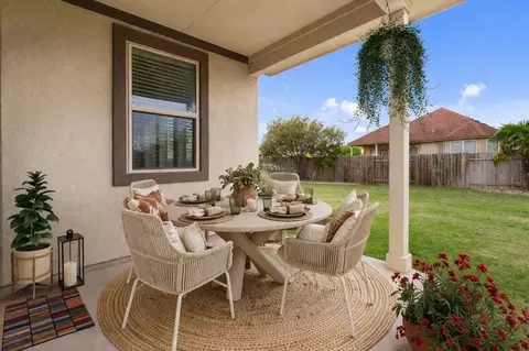 Exterior - 2300 Centennial Loop, Round Rock, TX 78665 photo 4 of 7