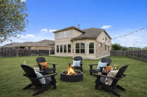 Exterior - 2300 Centennial Loop, Round Rock, TX 78665 photo 6 of 7