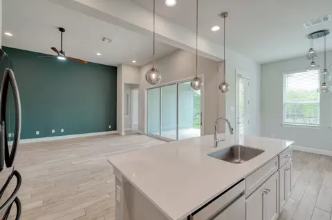 359 Raptor Beak Way, Cedar Creek, TX 78612