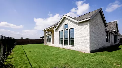 Exterior - 252 Melody Rd, Lockhart, TX 78644 photo 4 of 5