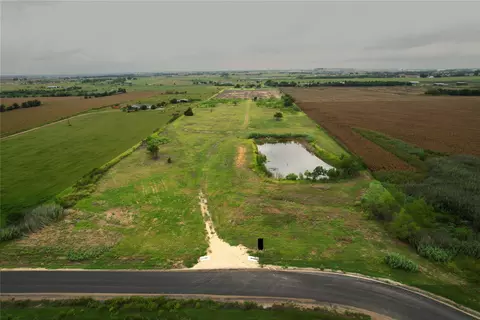 1700 County Road 406, Taylor, TX 76574