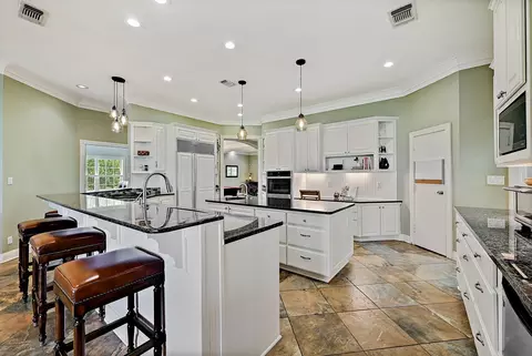 Kitchen - 948 Upper Elgin River Rd, Elgin, TX 78621 photo 1 of 4