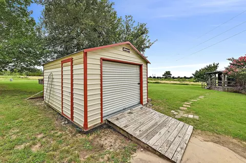 Exterior - 948 Upper Elgin River Rd, Elgin, TX 78621 photo 8 of 8