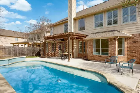 7621 Menler Dr, Austin, TX 78735