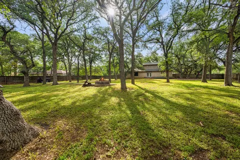Exterior - 210 Waxwing Dr, Buda, TX 78610 photo 6 of 7