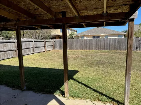 Exterior - 18420 Wind Tree Ln, Elgin, TX 78621 photo 3 of 4