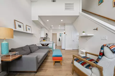 4001 Red River St #4, Austin, TX 78751