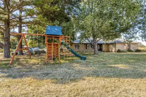 610 Pleasant Grove Rd, Elgin, TX 78621