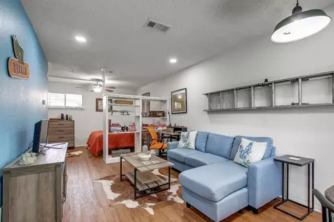 4701 Red River St #102, Austin, TX 78751
