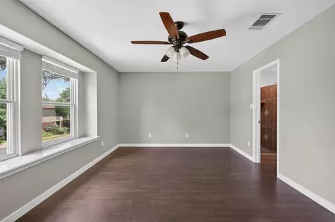 Living - 7601 Windrush Dr, Austin, TX 78729 photo 12 of 12