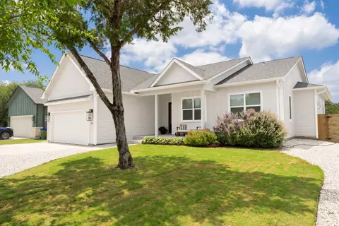 32 Acacia Dr, Wimberley, TX 78676