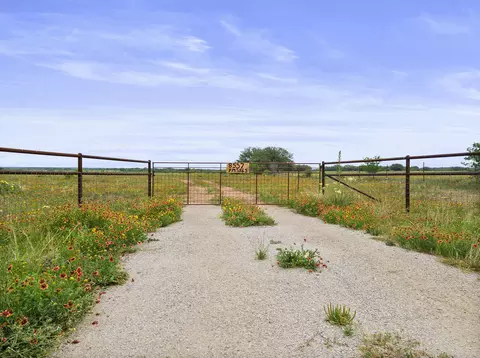 8557 Fm-586, Bangs, TX 76823