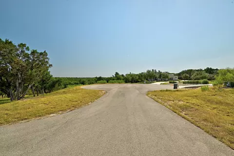 235 Campolina Ln, Driftwood, TX 78619