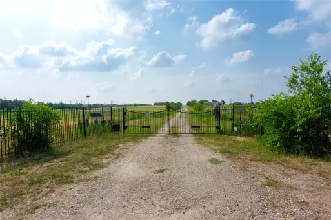 11209 Doyle Overton Road Rd, Del Valle, TX 78617