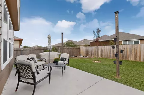 Exterior - 250 Fender Dr, Kyle, TX 78640 photo 6 of 8