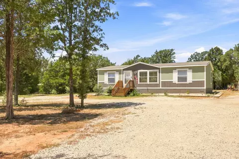 1039 Trailside Dr, Elgin, TX 78621 photo 2