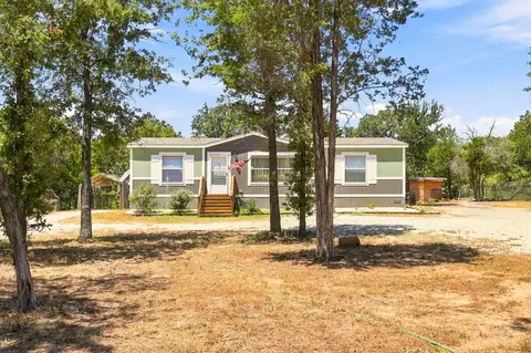 1039 Trailside Dr, Elgin, TX 78621 photo 3