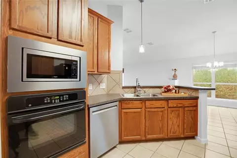 Kitchen - 281 Hutton Dr, Kyle, TX 78640 photo 1 of 5