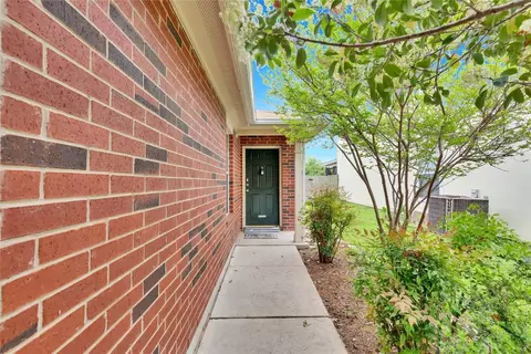Exterior - 117 Gillespie Ln, Elgin, TX 78621 photo 4 of 4