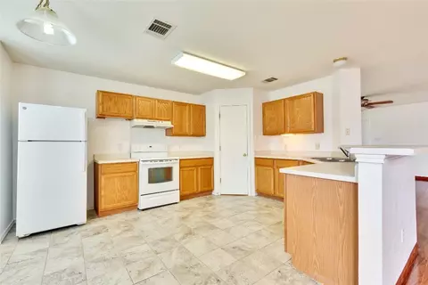 Kitchen - 117 Gillespie Ln, Elgin, TX 78621 photo 3 of 3