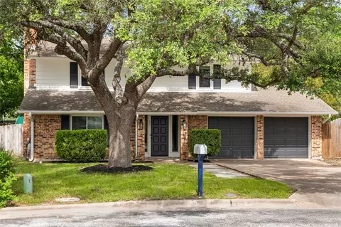 304 Clearsky Cir, Austin, TX 78745