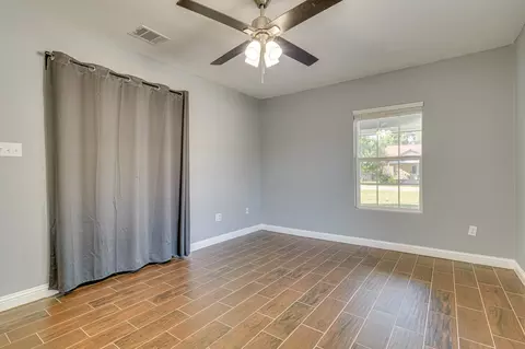 Bedroom - 219 E Davilla St, Bartlett, TX 76511 photo 1 of 2