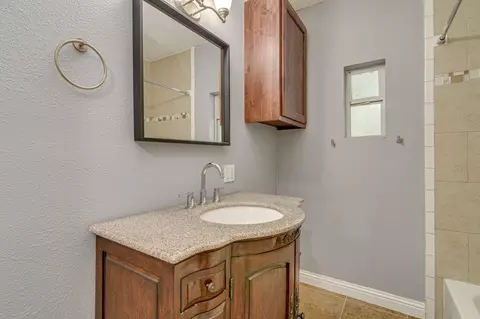 Bath - 219 E Davilla St, Bartlett, TX 76511 photo 1 of 1