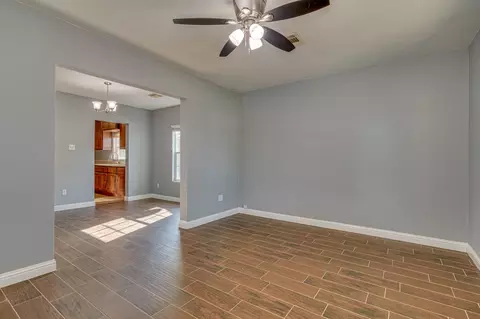Living - 219 E Davilla St, Bartlett, TX 76511 photo 1 of 2
