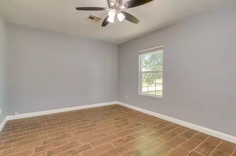 Other - 219 E Davilla St, Bartlett, TX 76511 photo 2 of 6