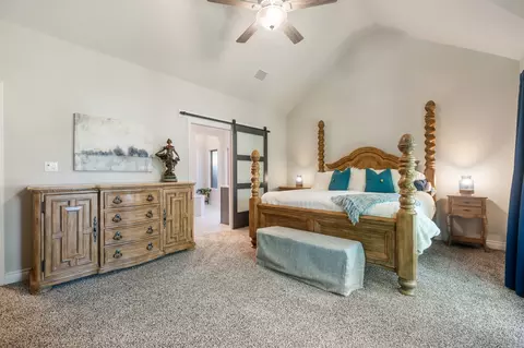 Bedroom - 813 Heartleaf Dr, Leander, TX 78641 photo 2 of 5