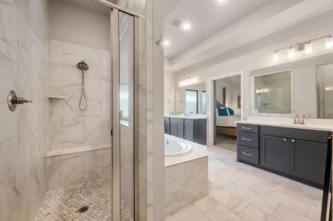 Bath - 813 Heartleaf Dr, Leander, TX 78641 photo 2 of 6