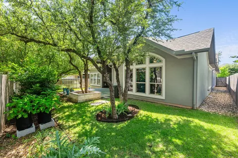 Exterior - 813 Heartleaf Dr, Leander, TX 78641 photo 3 of 6