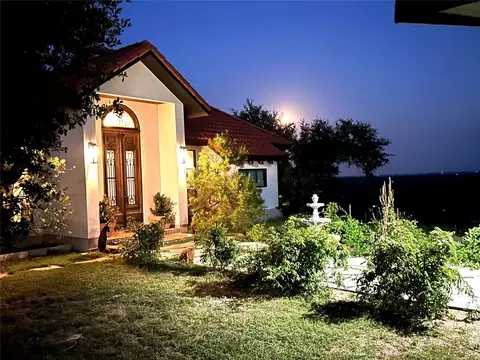 1801 Montell Rd, Wimberley, TX 78676