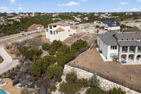 1505 Chalk Bluff Ct, Leander, TX 78641 photo 9