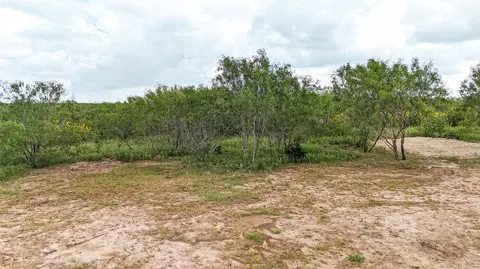 4013 Old Colony Line Rd, Dale, TX 78616