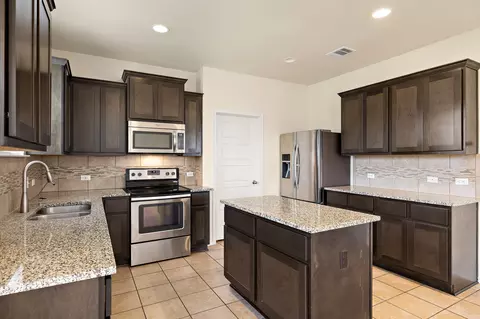 713 Carillion Dr, Pflugerville, TX 78660