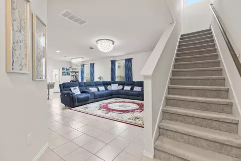 Entry Way - 209 Ibis Falls Loop, Jarrell, TX 76537 photo 3 of 10