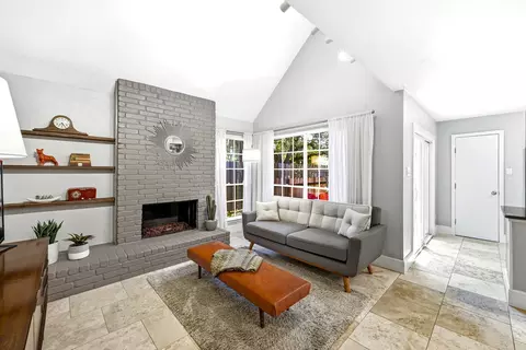 8330 Fathom Cir #701, Austin, TX 78750