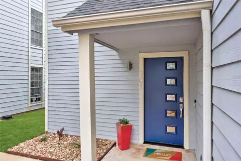 8330 Fathom Cir #701, Austin, TX 78750