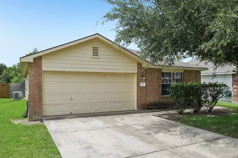 Exterior - 610 Lavaca Loop, Elgin, TX 78621 photo 2 of 6
