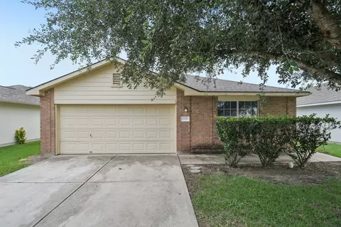 610 Lavaca Loop, Elgin, TX 78621