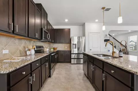 Kitchen - 4612 Syndicate Rd, Manor, TX 78653 photo 3 of 3