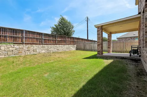 Exterior - 4612 Syndicate Rd, Manor, TX 78653 photo 4 of 4