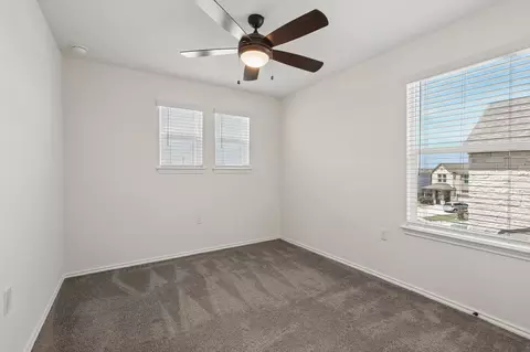 Bedroom - 4612 Syndicate Rd, Manor, TX 78653 photo 3 of 7