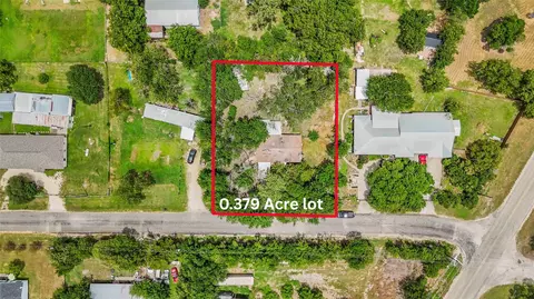 137 Columbia Cir, San Marcos, TX 78666
