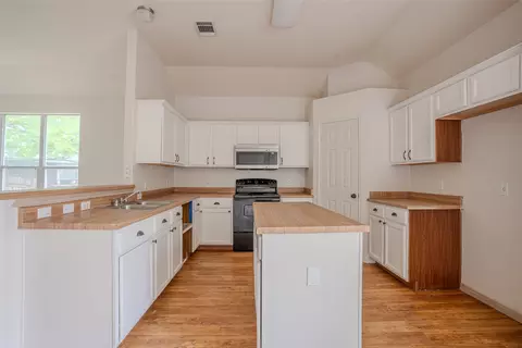 Kitchen - 140 Dropper, Kyle, TX 78640 photo 1 of 1