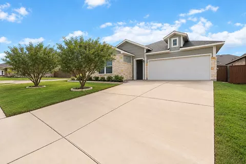 10900 American Mustang Loop, Manor, TX 78653