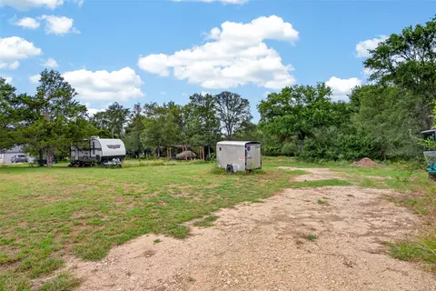 266 Beaver Rd, Elgin, TX 78621 photo 11