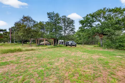 266 Beaver Rd, Elgin, TX 78621 photo 13