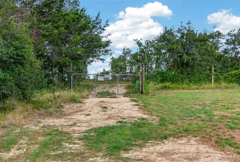 266 Beaver Rd, Elgin, TX 78621 photo 36